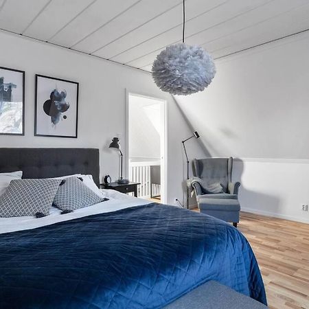 Amazing Family Home In Stockholm Bagian luar foto