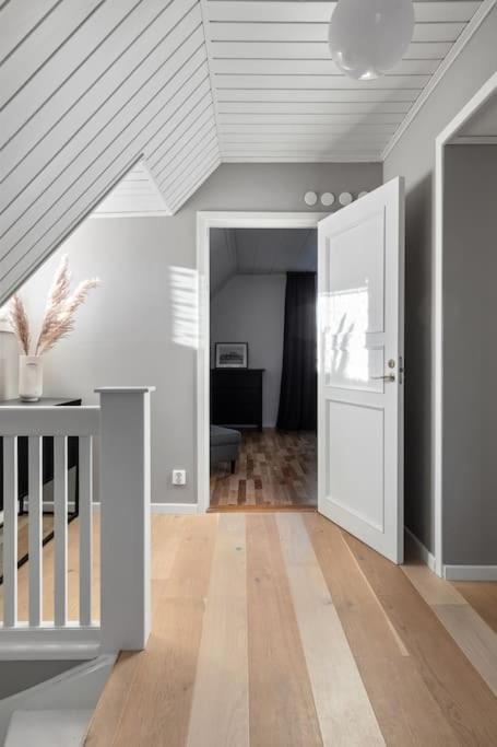 Amazing Family Home In Stockholm Bagian luar foto