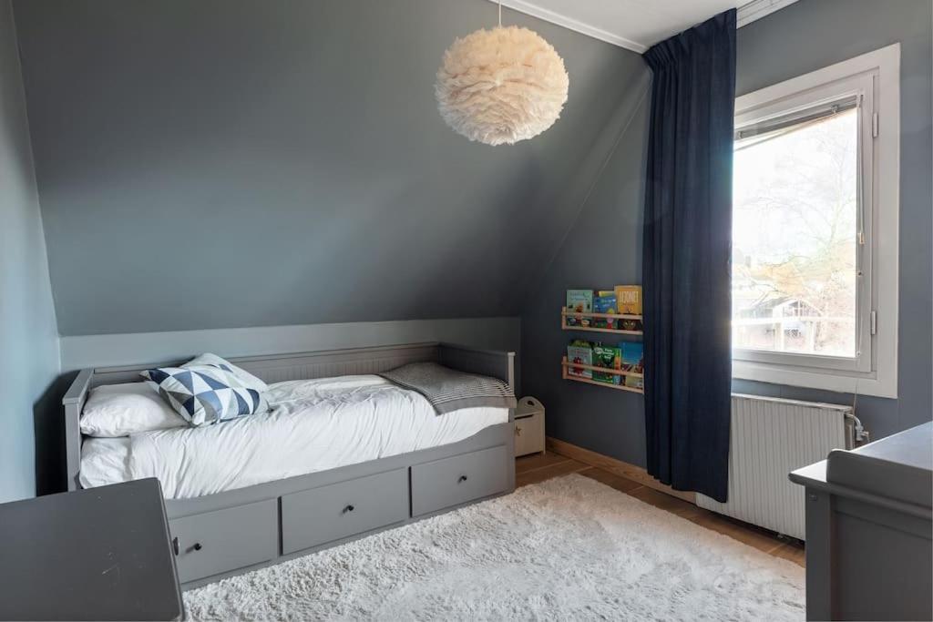 Amazing Family Home In Stockholm Bagian luar foto