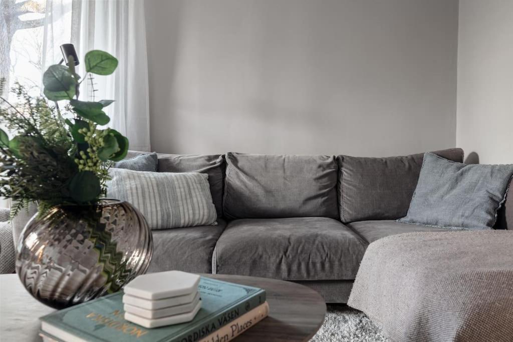 Amazing Family Home In Stockholm Bagian luar foto