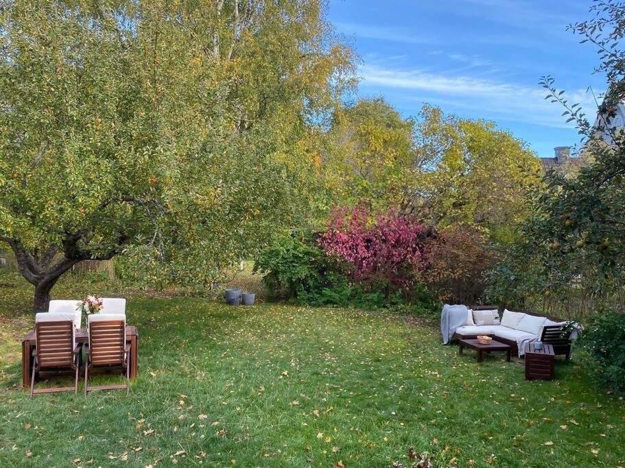 Amazing Family Home In Stockholm Bagian luar foto